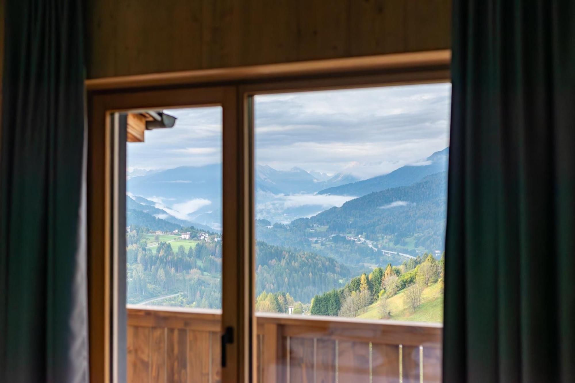 Ama Dolomiti Aparthotel Vigo di Cadore Exterior photo