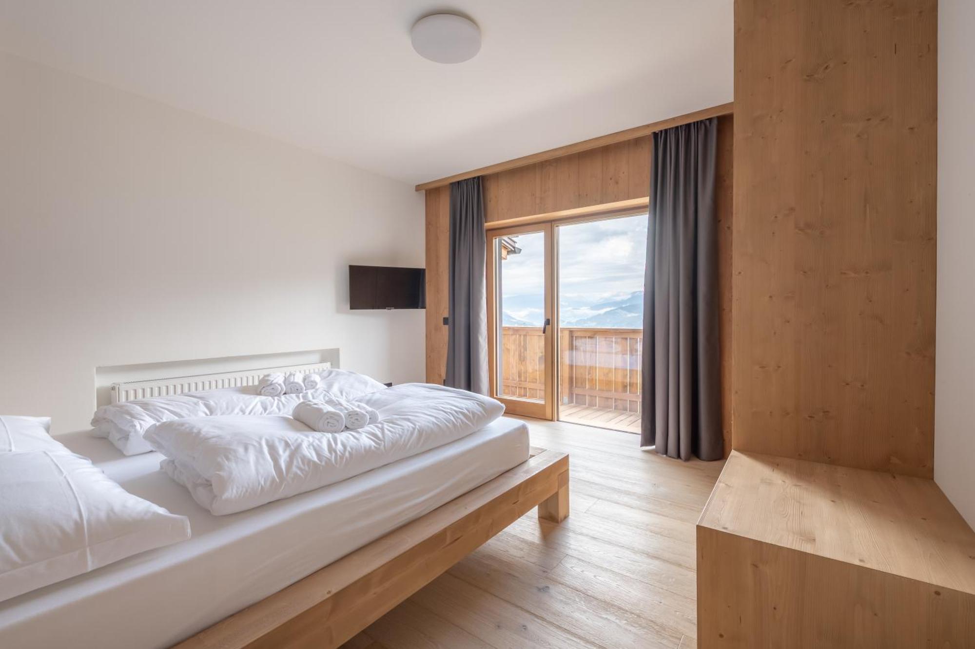 Ama Dolomiti Aparthotel Vigo di Cadore Exterior photo